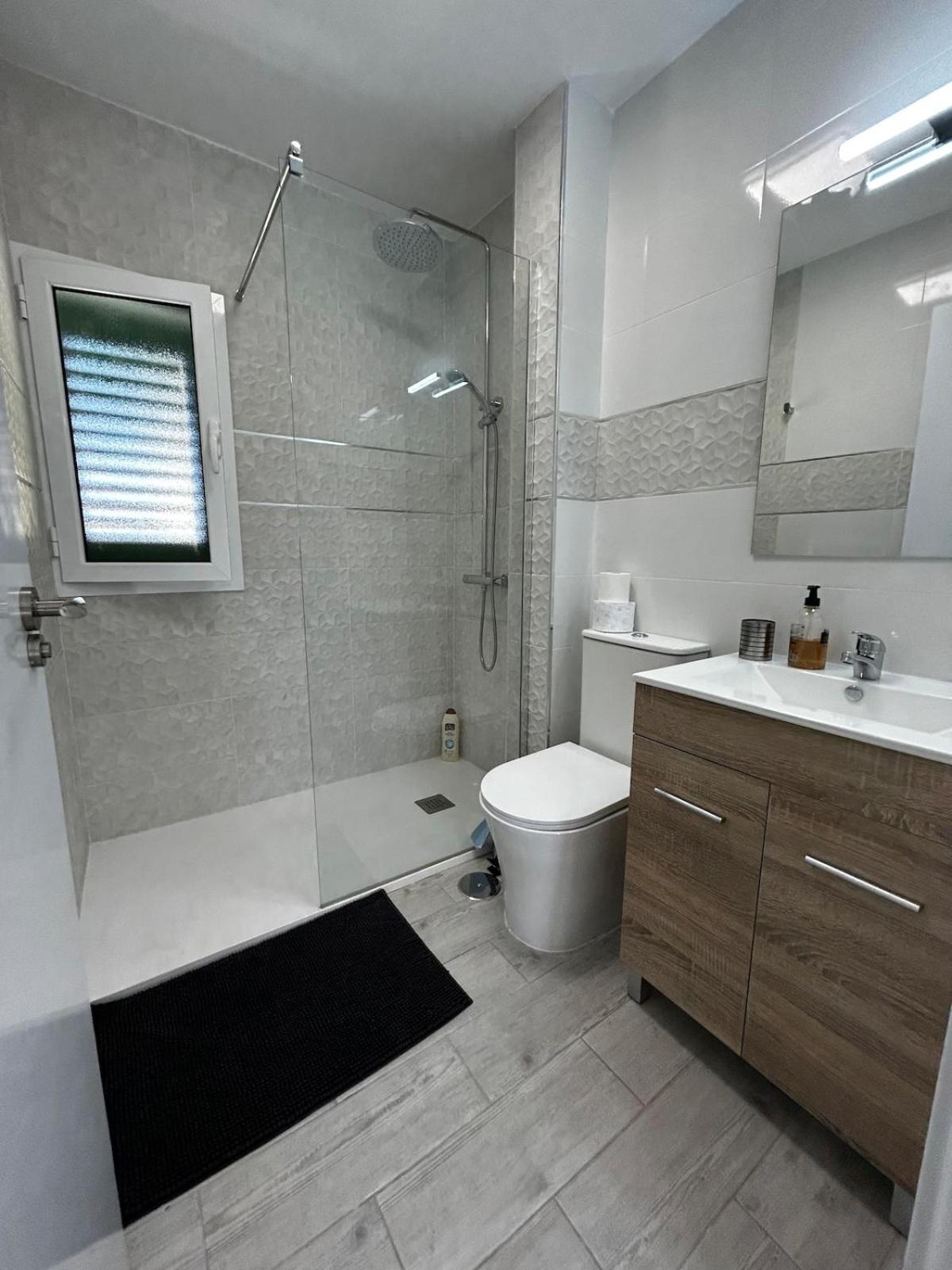 Apartamento 5 Minutes To - Heated Pool